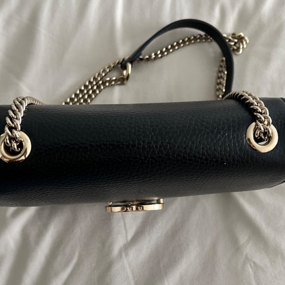 GUCCI Interlocking G Shoulder Bag - Picture 2 of 4